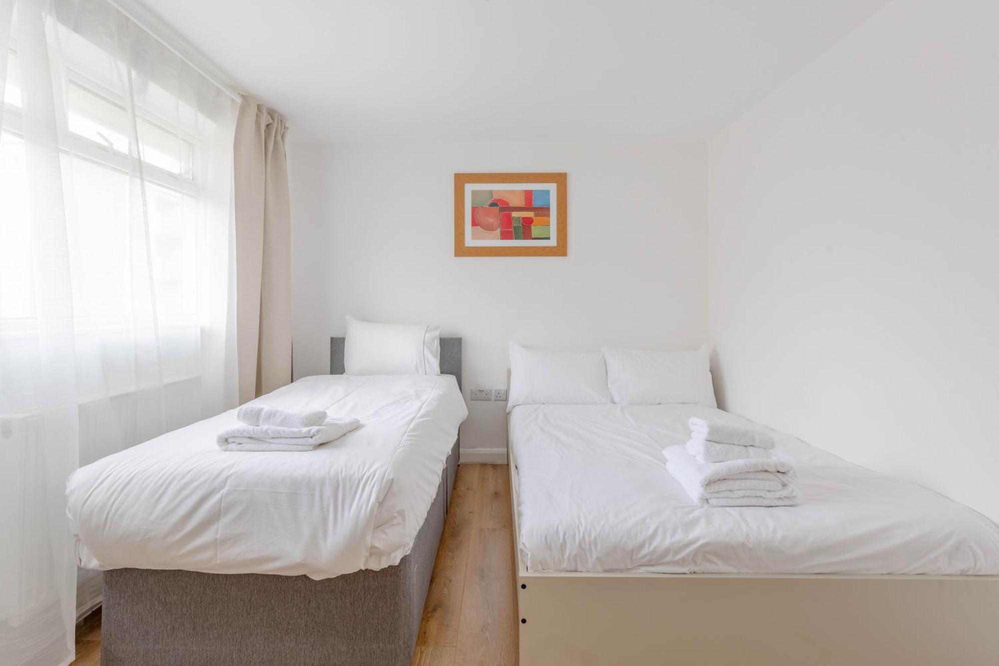 2bd East Sleeps 7! Apartament Londra
